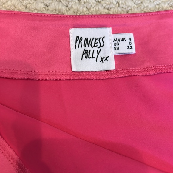 Princess Polly hot pink two piece skirt and bandeau top with tie size 0 - Picture 6 of 7